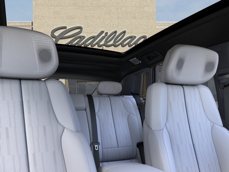 New 2026 Cadillac Lyriq Signature Sport AWD/4WD image 24