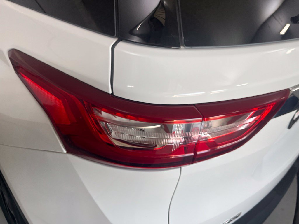 Used 2020 Chevrolet Traverse LS FWD image 43