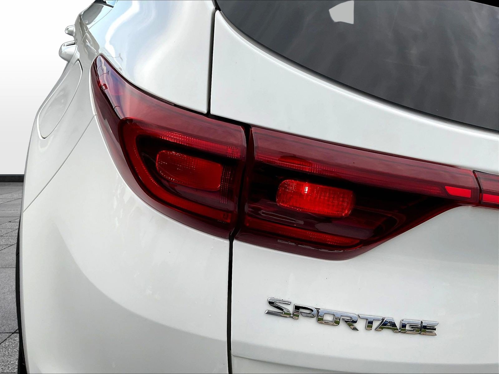 Used 2020 Kia Sportage LX AWD/4WD image 26
