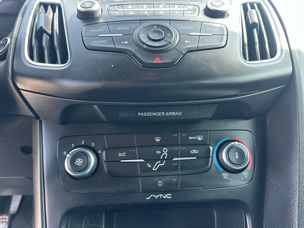 Used 2018 Ford Focus ST FWD image 39
