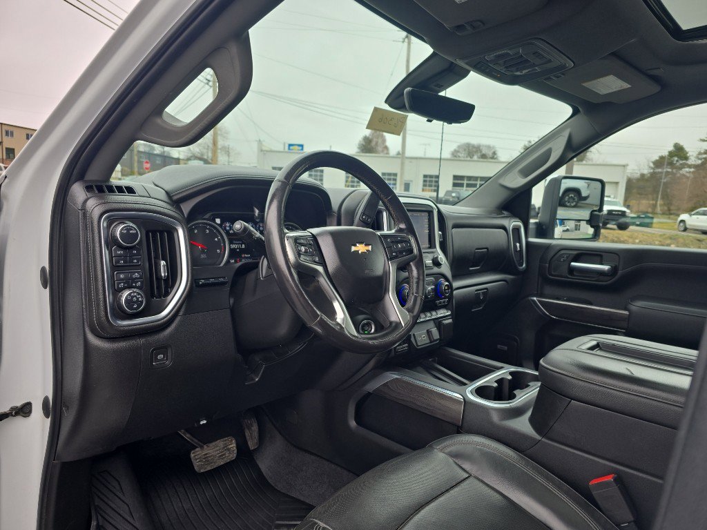 Used 2020 Chevrolet Silverado 3500 LTZ w/ LTZ Premium Package image 24