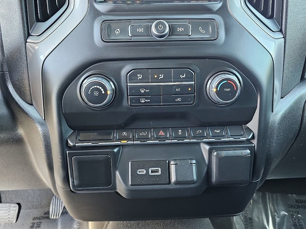 Used 2021 Chevrolet Silverado 1500 Custom w/ Safety Confidence Package image 29