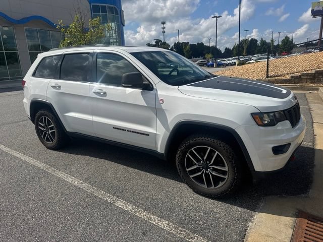 Used 2019 Jeep Grand Cherokee Trailhawk AWD/4WD image 3