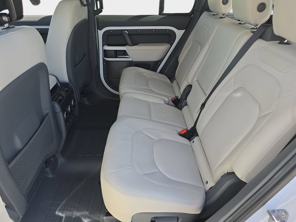 Certified 2024 Land Rover Defender 110 S AWD/4WD image 18