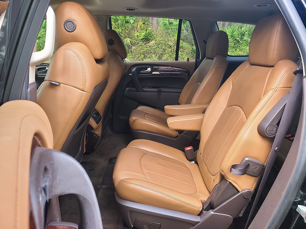 Used 2017 Buick Enclave Premium w/ Experience Buick Package image 18