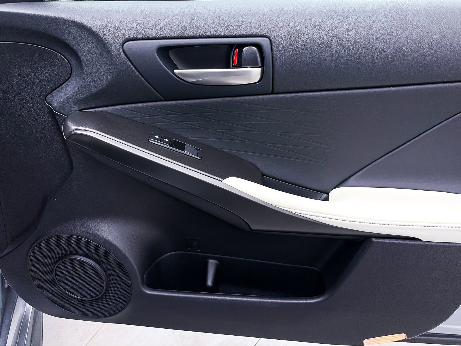 Used 2025 Lexus IS 350 F Sport w/ Navigation Package RWD image 37