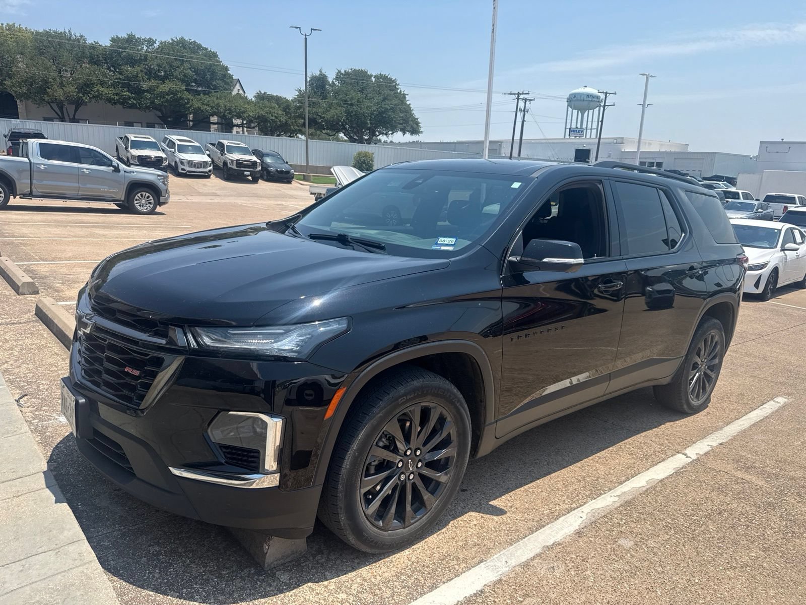 Used 2023 Chevrolet Traverse RS