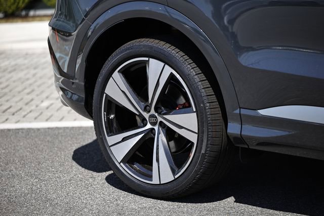 New 2026 Audi SQ5 Premium Plus AWD/4WD image 6