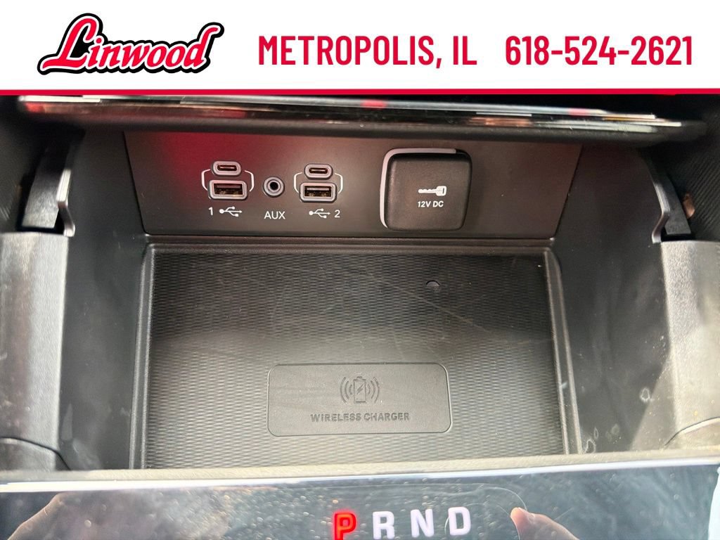 Used 2024 Jeep Grand Cherokee L Laredo AWD/4WD image 25