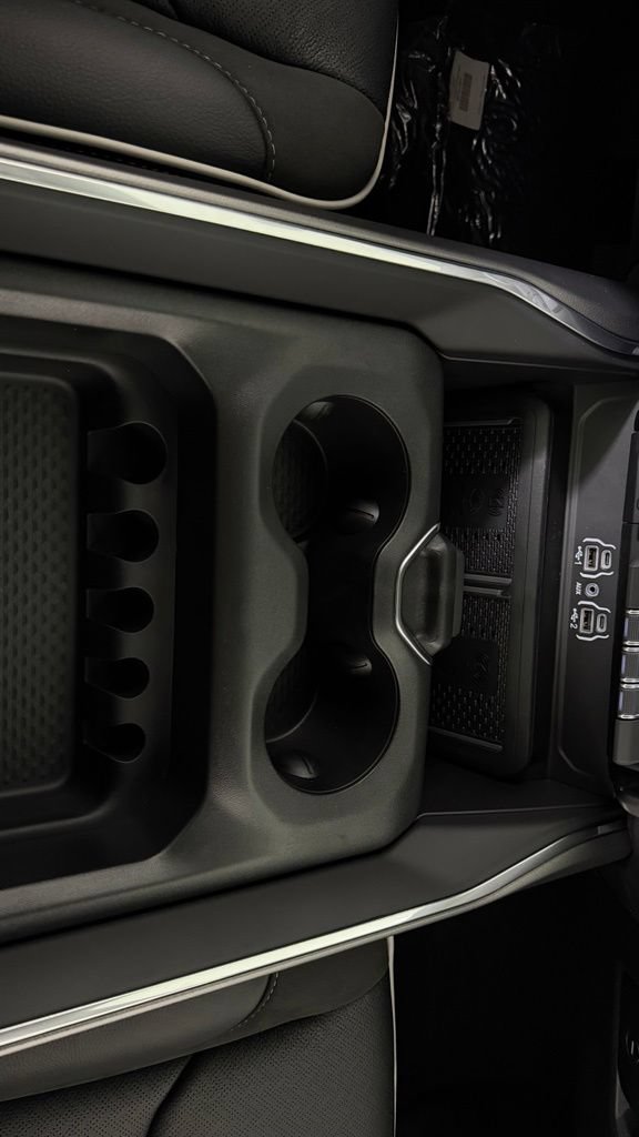 New 2027 RAM 1500 Laramie AWD/4WD image 19
