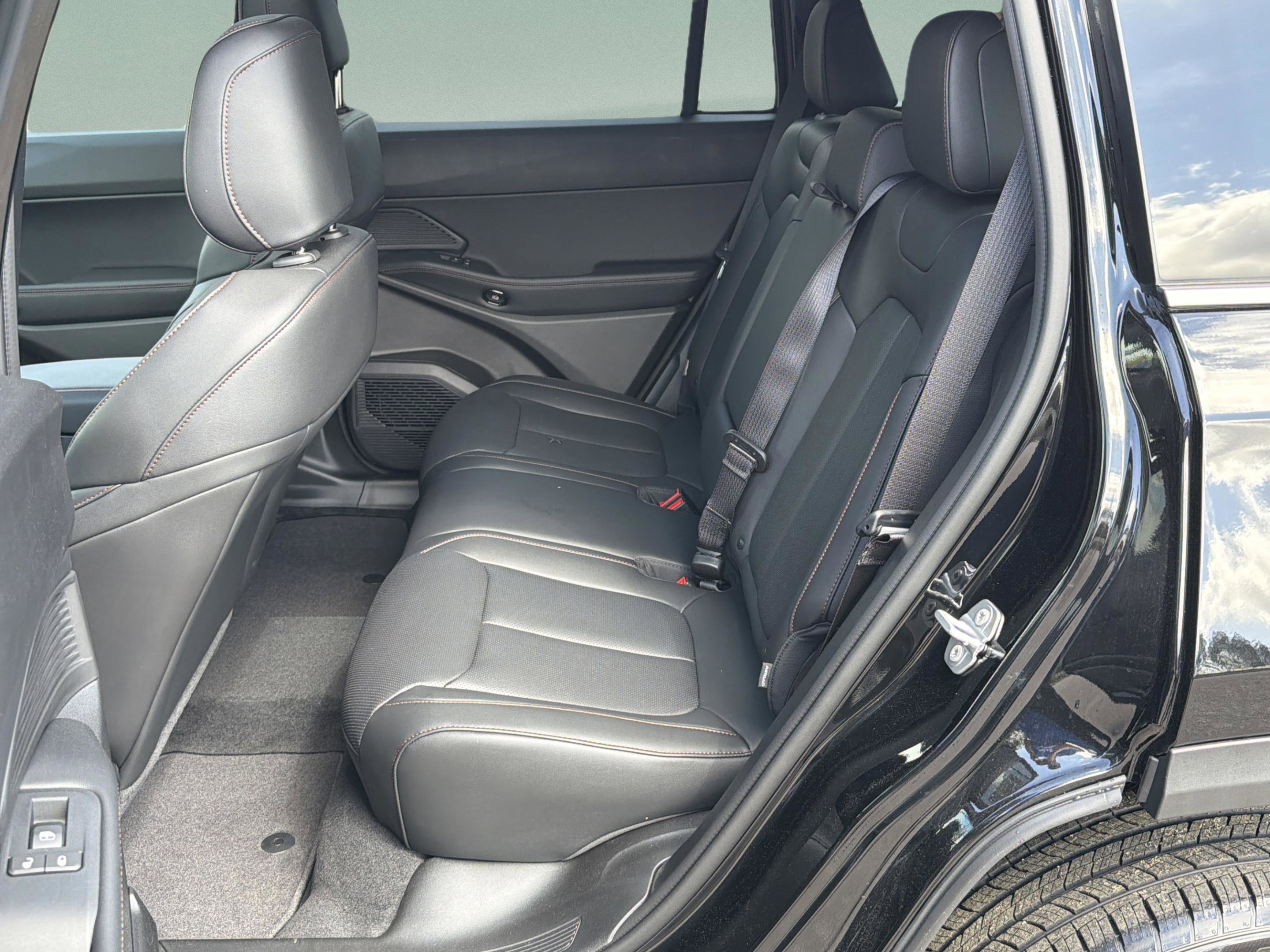 New 2026 Jeep Cherokee Limited image 21