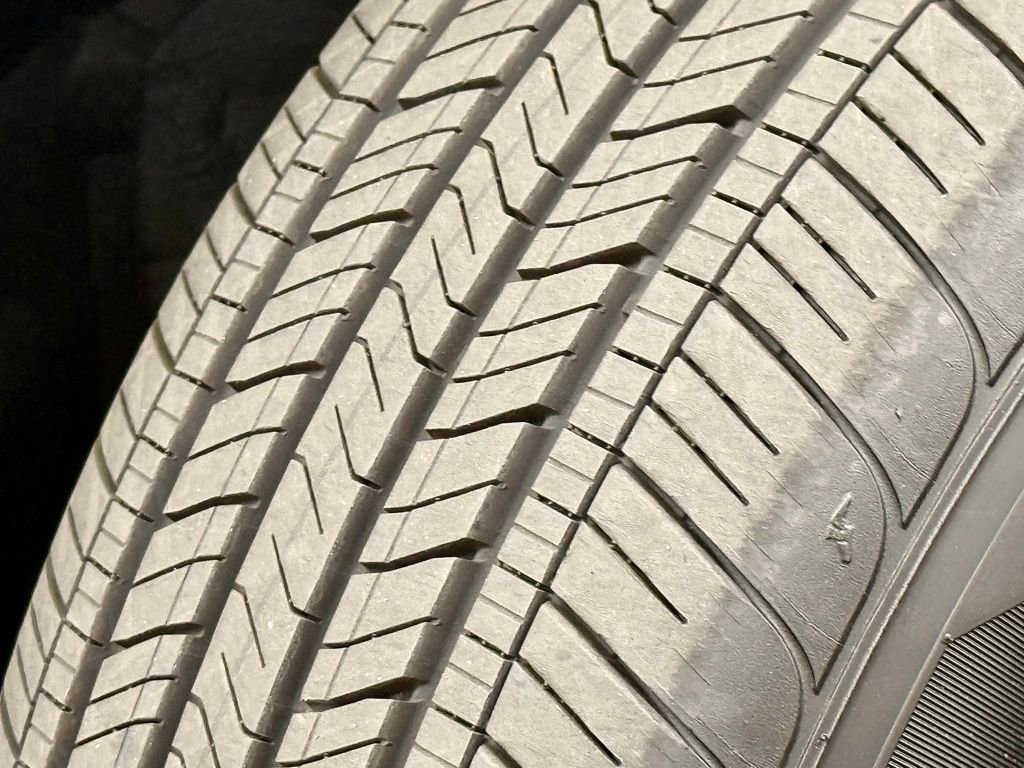 Used 2026 Toyota Highlander Platinum image 16