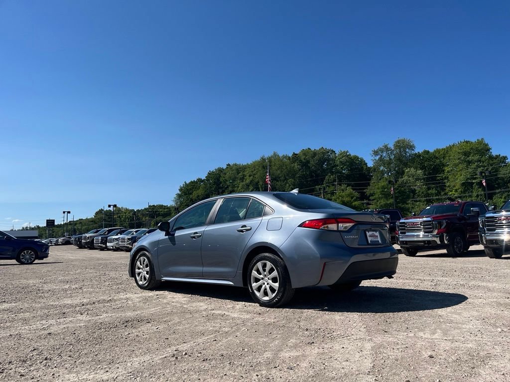 Used 2024 Toyota Corolla LE FWD image 8