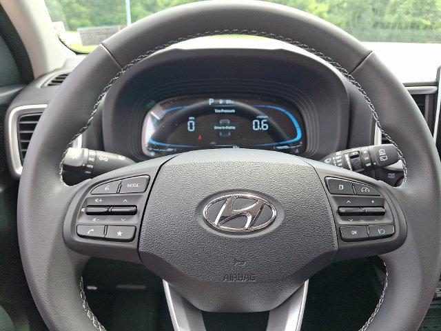 New 2026 Hyundai Venue SEL FWD image 15