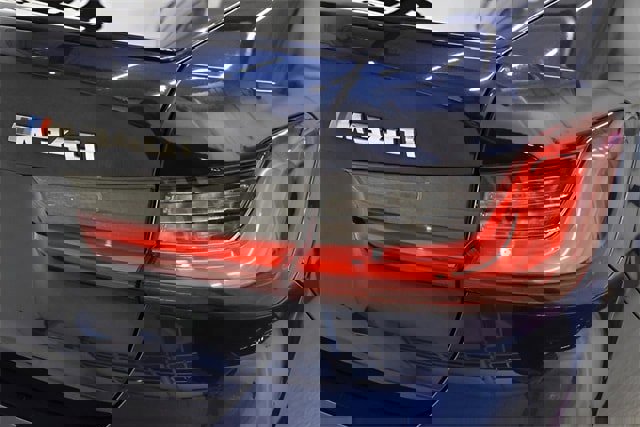 Used 2023 BMW M340i xDrive image 12