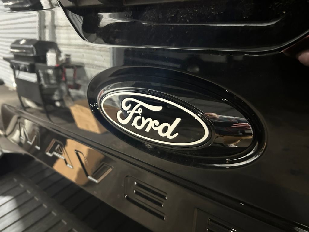 New 2025 Ford Maverick Lobo image 33