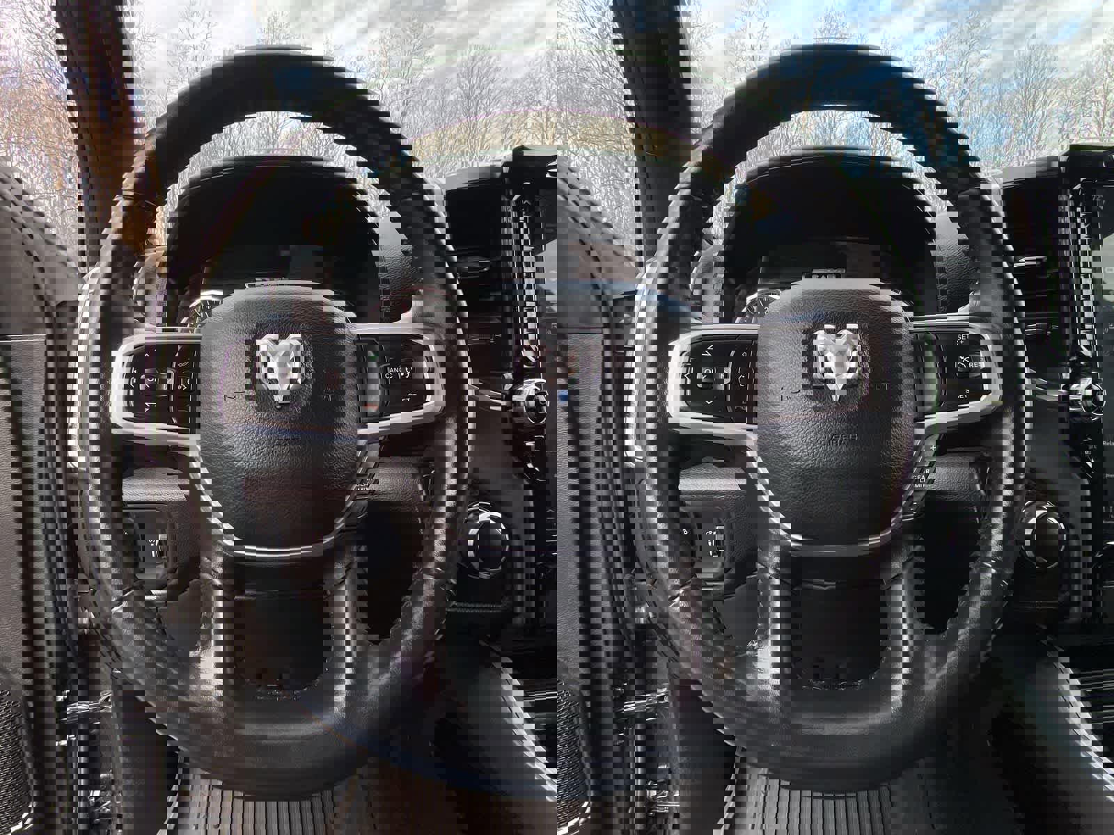 Used 2023 RAM 1500 Big Horn image 24