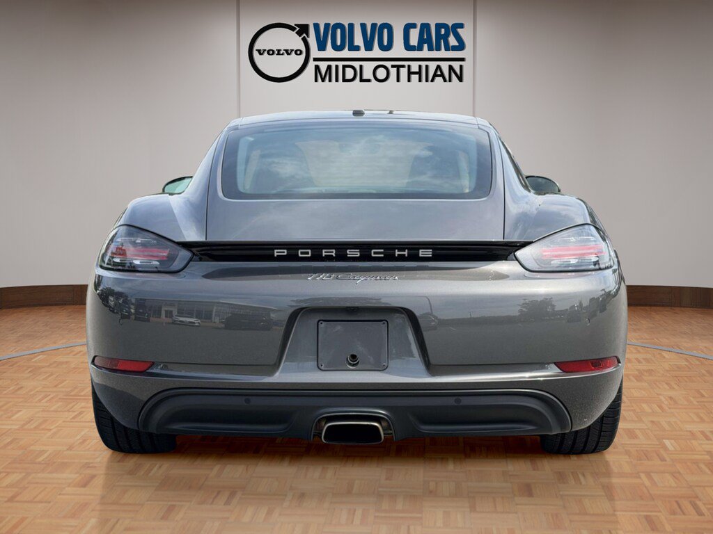 Used 2019 Porsche 718 Cayman RWD image 17