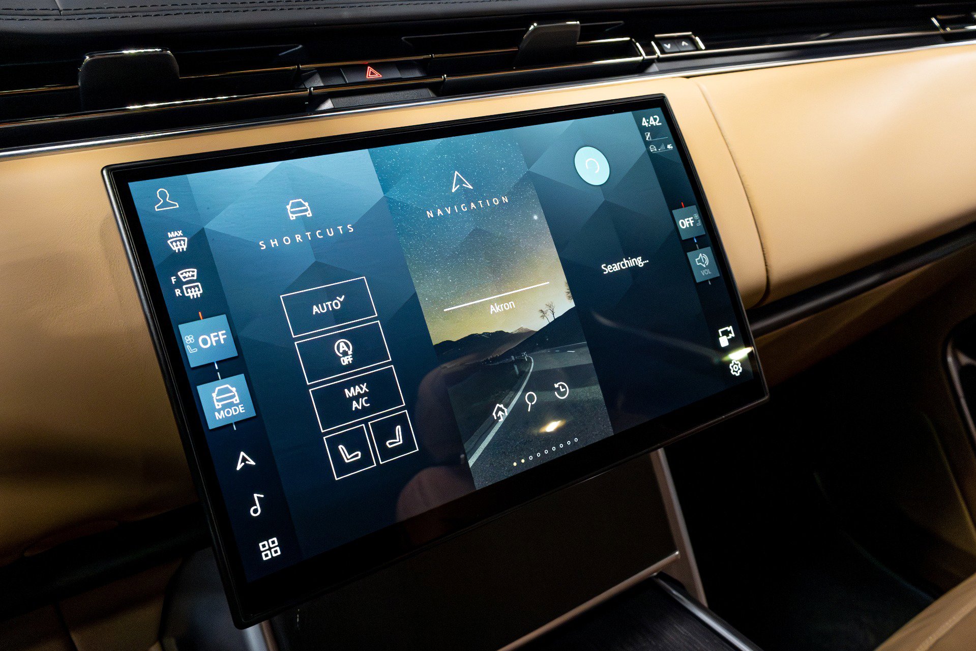 Used 2024 Land Rover Range Rover SE image 10