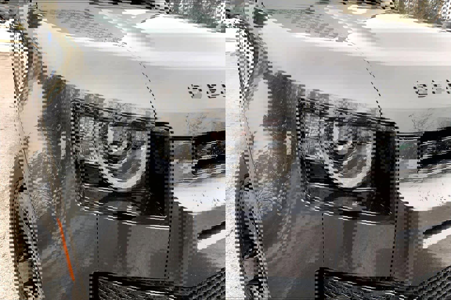 Used 2025 Land Rover Defender 130 V8 image 25