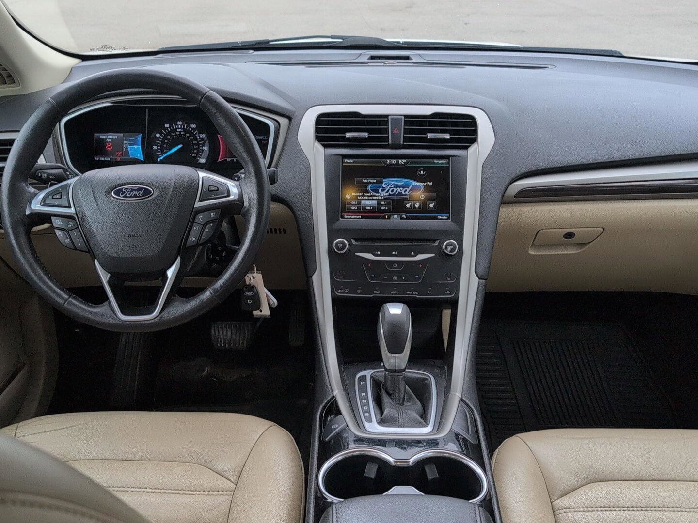 Used 2014 Ford Fusion SE w/ Equipment Group 202A FWD image 13