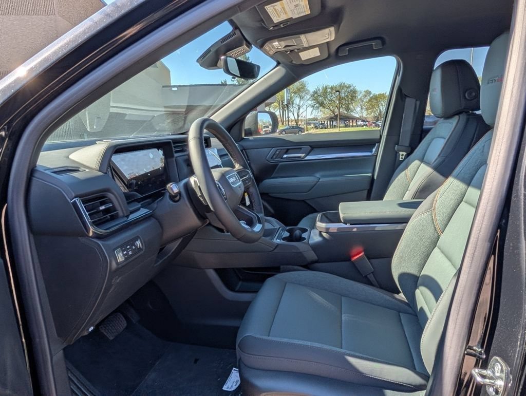 New 2026 GMC Terrain AT4 w/ Technology Package II AWD/4WD image 42