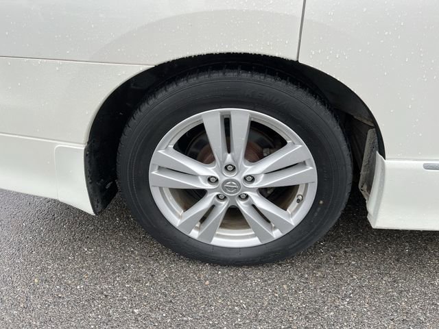Used 2012 Nissan Quest LE w/ Value Cargo Pkg FWD image 20