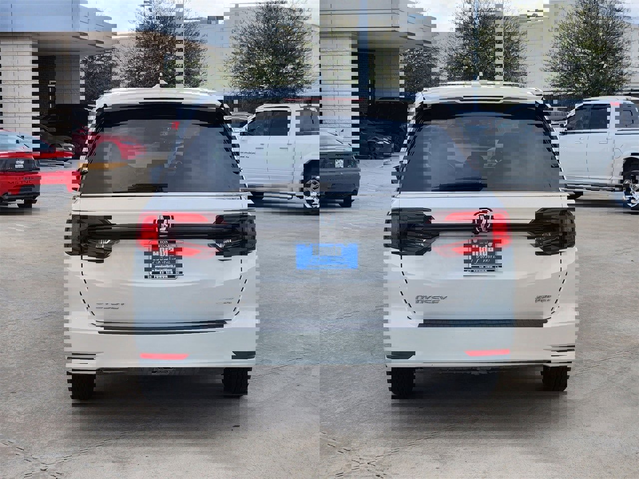 Used 2024 Honda Odyssey Sport image 6