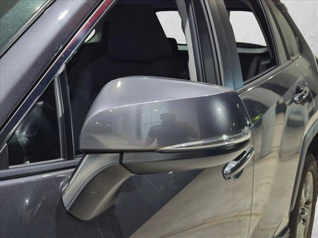 Used 2024 Toyota RAV4 XLE w/ Convenience Package FWD image 11