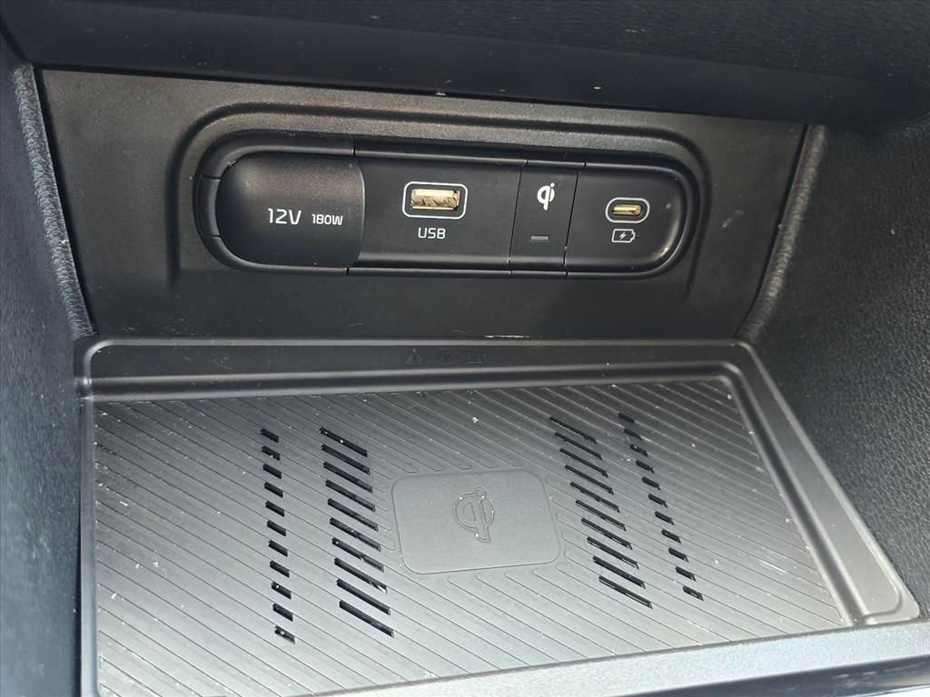 Used 2023 Kia Sportage EX image 15