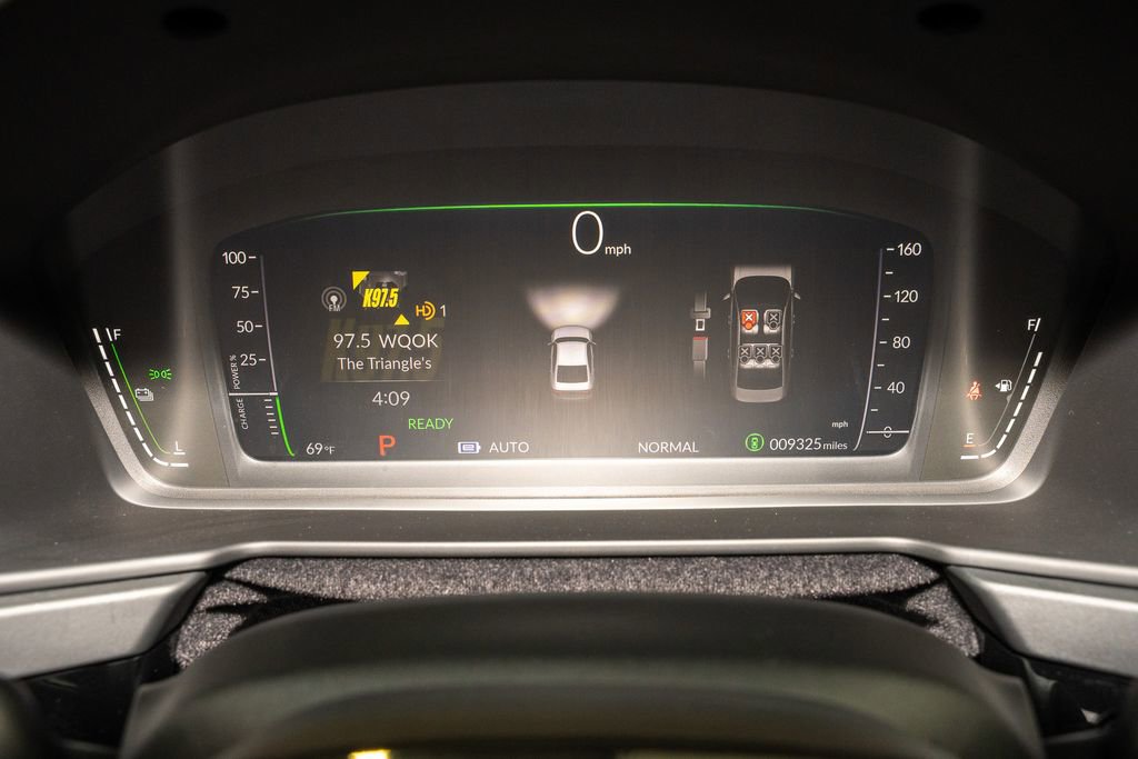 Used 2025 Honda Accord Touring image 19