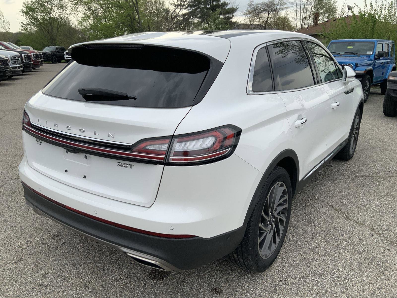 Used 2020 Lincoln Nautilus Reserve image 14