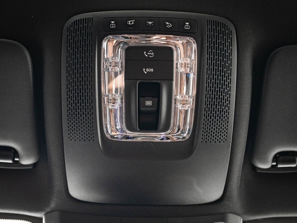 Certified 2023 Mercedes-Benz GLB 250 4MATIC image 38