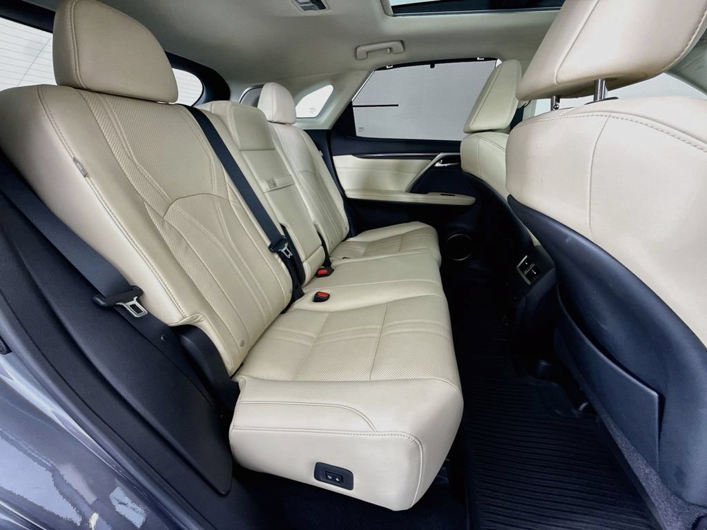 Used 2022 Lexus RX 450h AWD w/ Luxury Package image 28