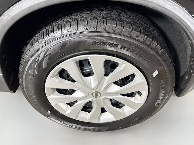 Used 2018 Nissan Rogue S AWD/4WD image 35