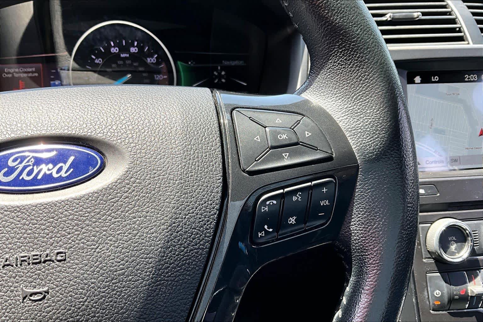 Used 2018 Ford Explorer XLT w/ Equipment Group 202A FWD image 23
