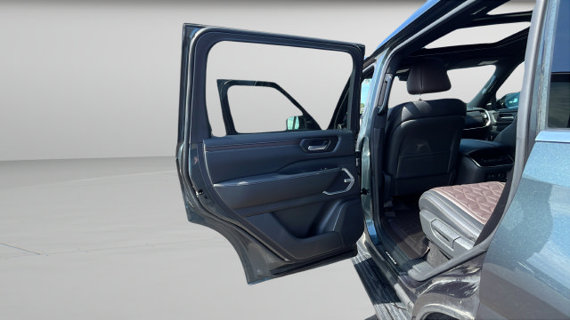 Certified 2026 Nissan Armada Platinum AWD/4WD image 22