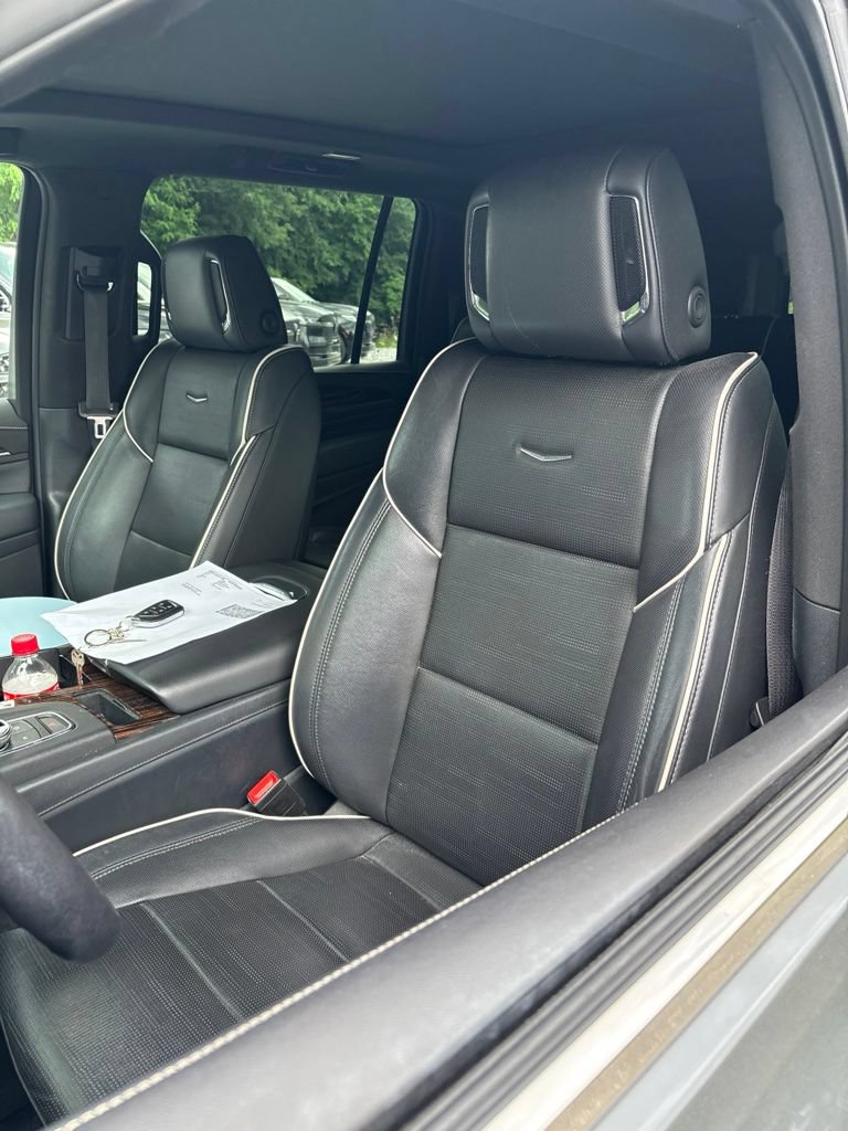 Used 2022 Cadillac Escalade ESV Premium Luxury AWD/4WD image 8