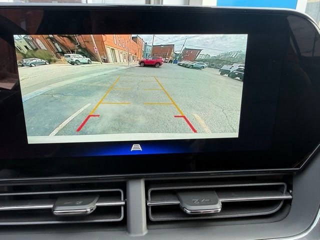 New 2026 Chevrolet Trax RS w/ Driver Confidence Package FWD image 28