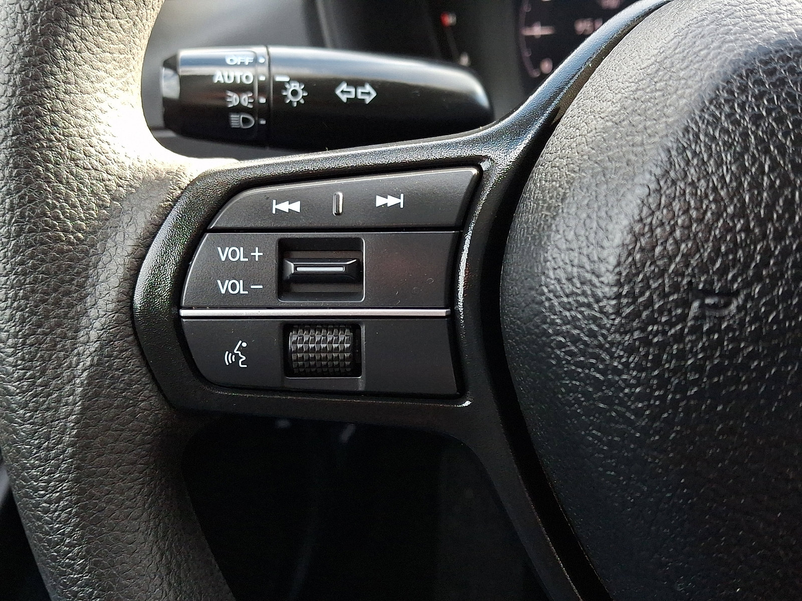 Certified 2024 Honda Accord EX image 21