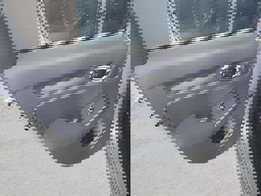 Used 2023 Honda Civic Sport image 18