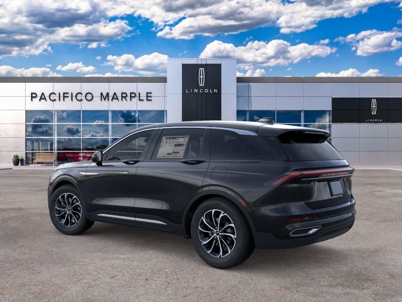 New 2026 Lincoln Nautilus Premier AWD/4WD image 4