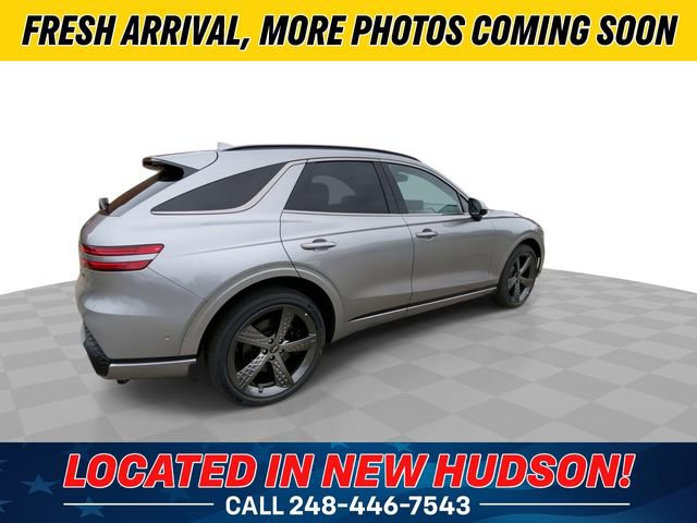 Used 2025 Genesis GV70 3.5T Sport w/ Sport Advanced Package AWD/4WD image 2