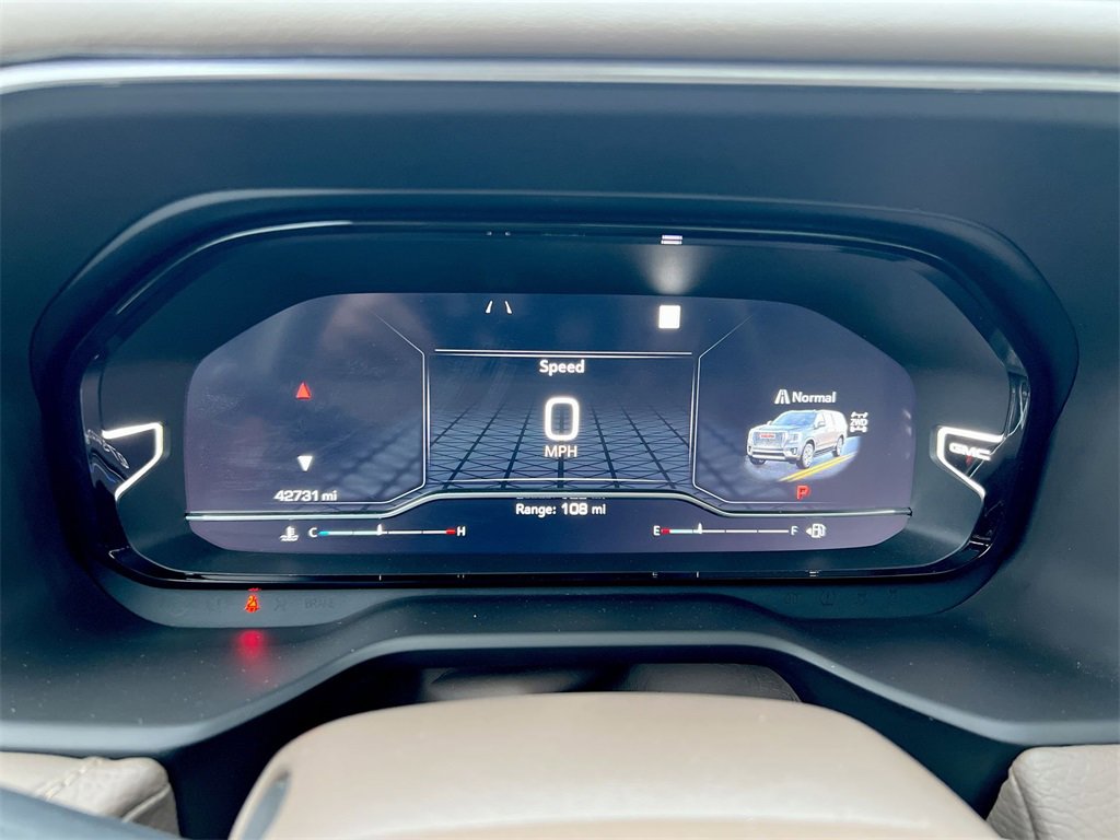 Used 2022 GMC Yukon XL Denali image 11