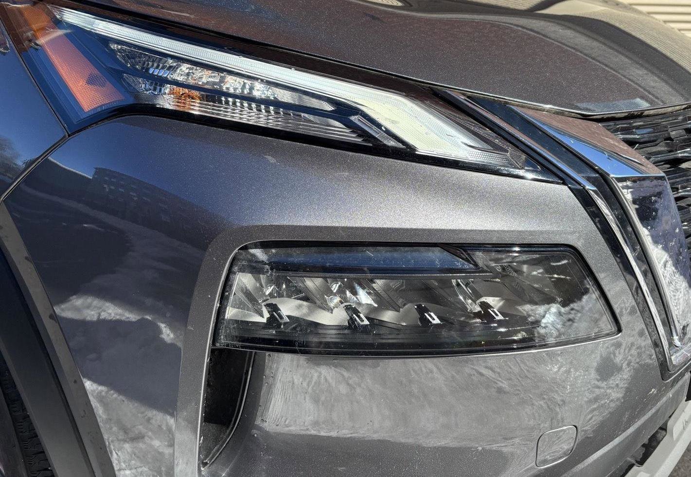 Used 2023 Nissan Rogue S image 6