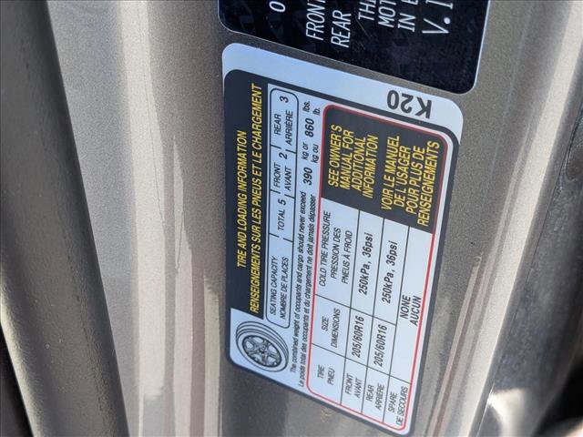Used 2025 Kia Niro EX FWD image 18