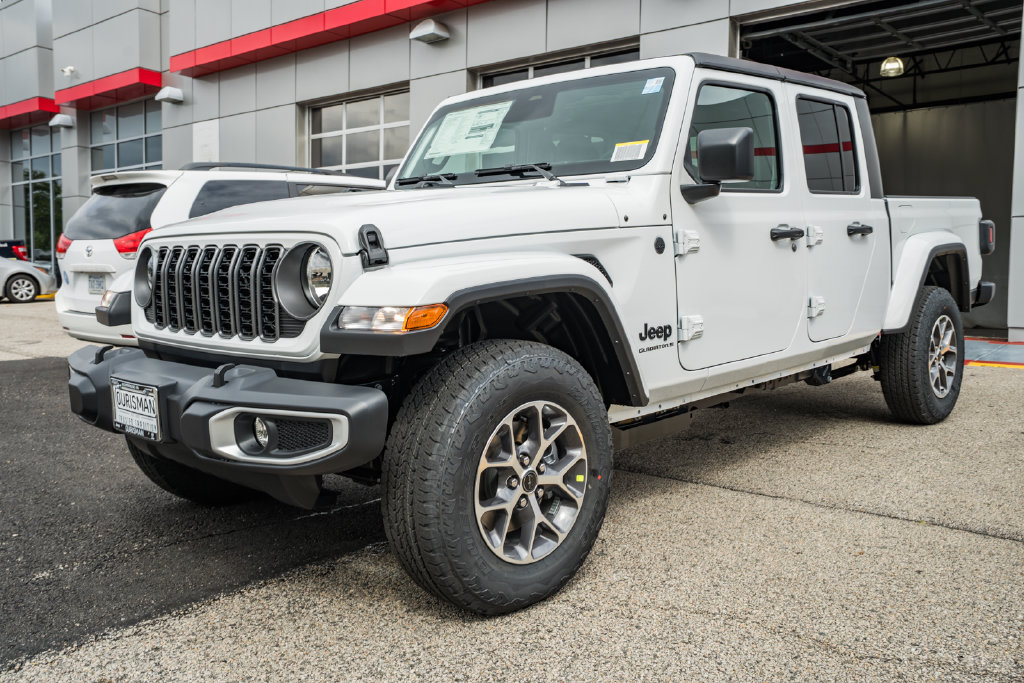 New 2027 Jeep Gladiator Sport AWD/4WD image 3