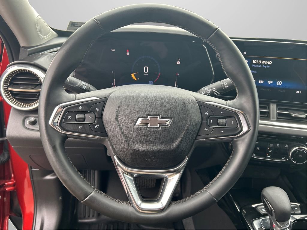 Used 2024 Chevrolet Trax ACTIV image 22