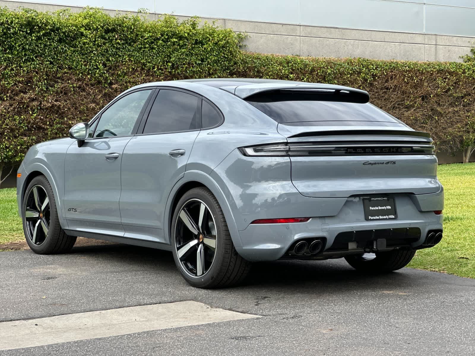 New 2026 Porsche Cayenne GTS AWD/4WD image 3