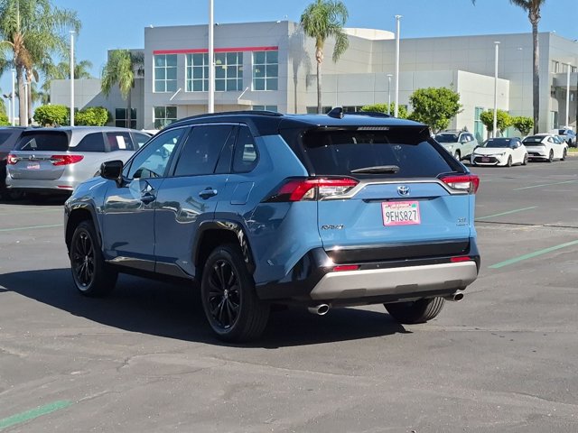 Used 2023 Toyota RAV4 XSE AWD/4WD image 8